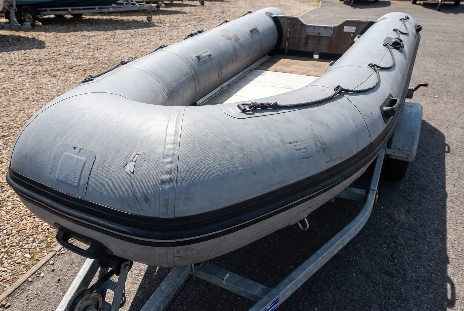 Rubberboot en RIB De tubes